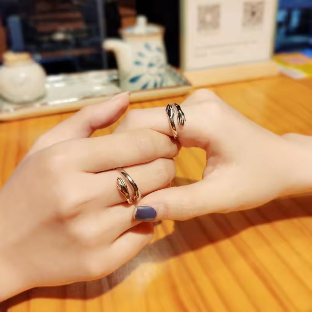 Embrace Hug Ring